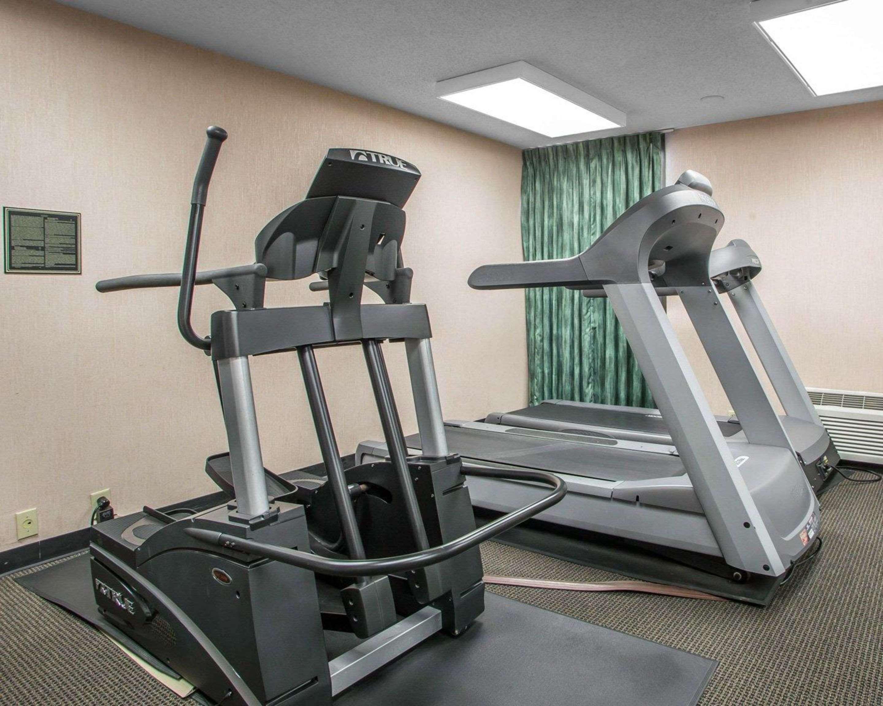Quality Inn Schaumburg - Chicago Near The Mall Dış mekan fotoğraf