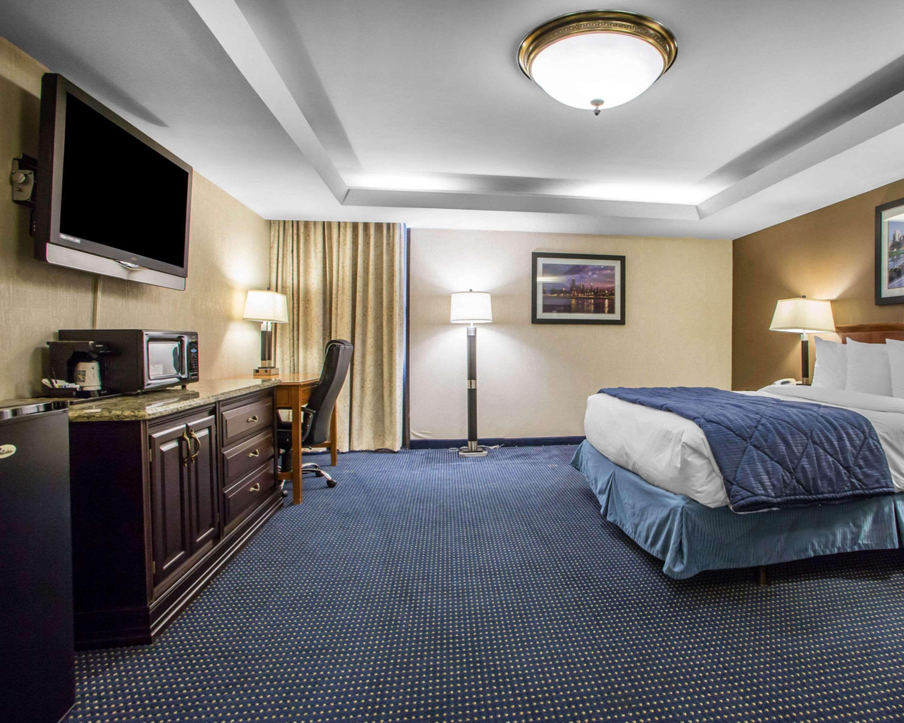 Quality Inn Schaumburg - Chicago Near The Mall Dış mekan fotoğraf