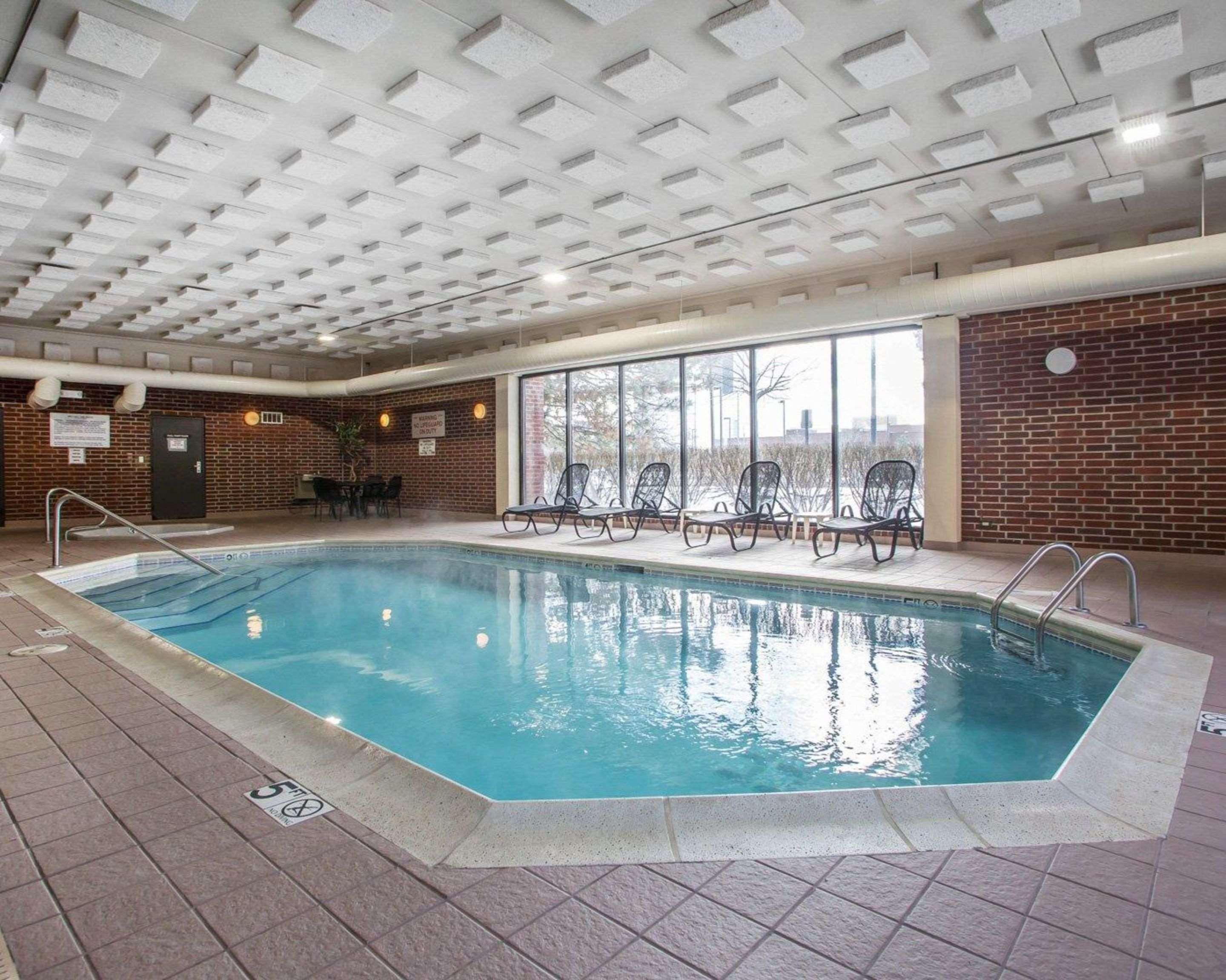 Quality Inn Schaumburg - Chicago Near The Mall Dış mekan fotoğraf