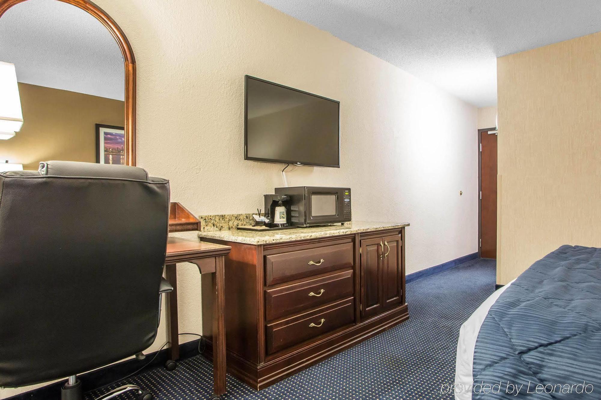 Quality Inn Schaumburg - Chicago Near The Mall Dış mekan fotoğraf