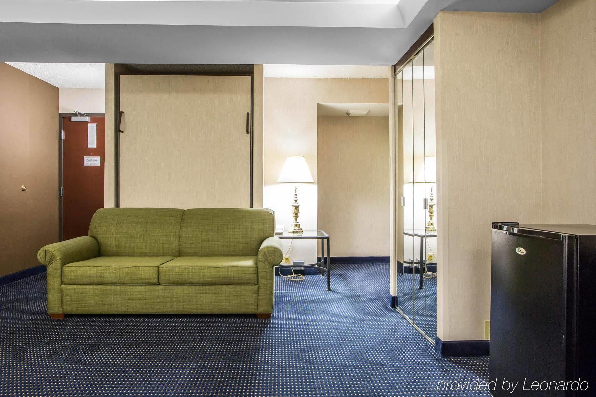 Quality Inn Schaumburg - Chicago Near The Mall Dış mekan fotoğraf